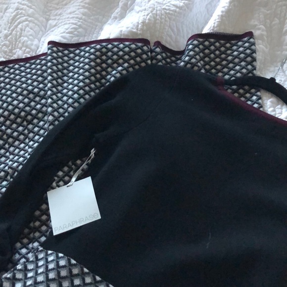 GEO PRINT FIT SWEATER DRESS - Picture 9 of 11